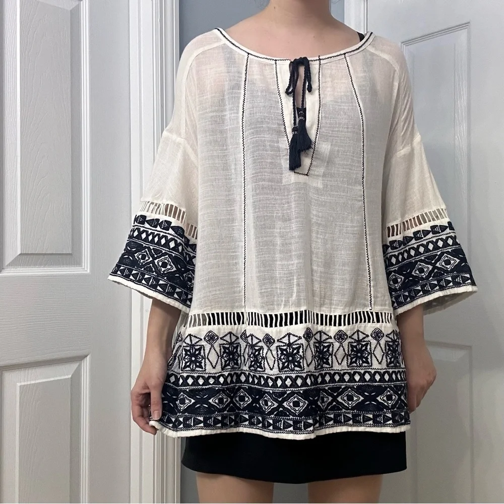 Free People Tunic Blouse Embroidered White Blue Oversized Boho Size Extra Small